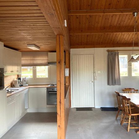 Familie Meys Chalets - Chalet 249 - La Boverie Rendeux Exterior foto
