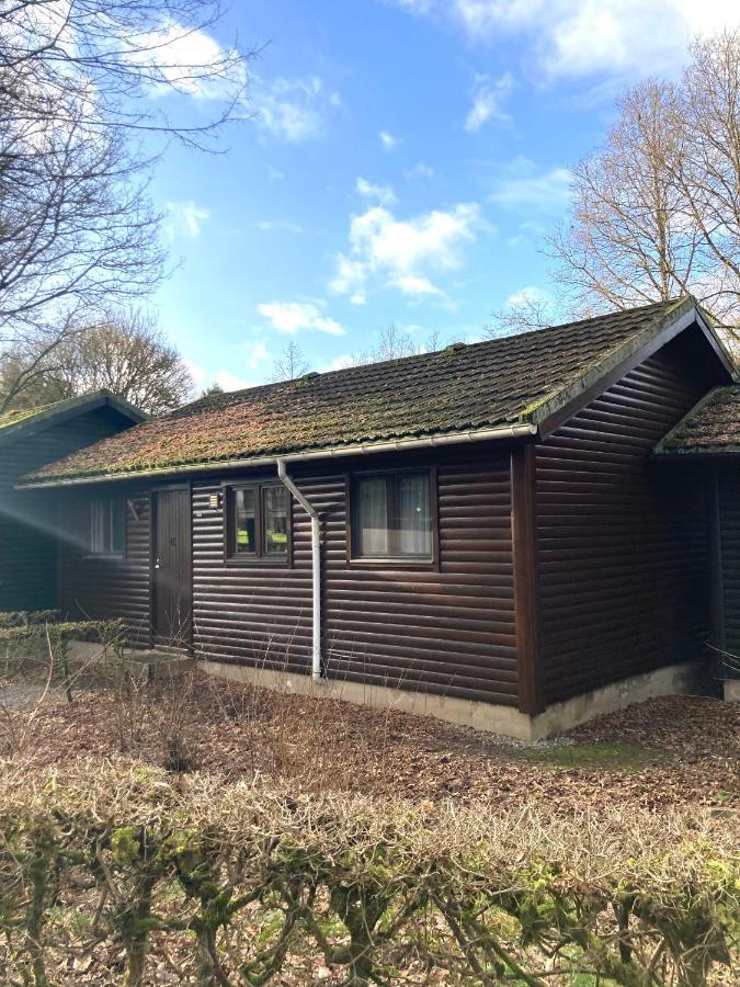Familie Meys Chalets - Chalet 249 - La Boverie Rendeux Exterior foto